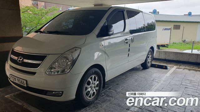 Hyundai Starex 12-Seater Wagon CVX Luxury — пробег 145 000 км — фото 1 из 5