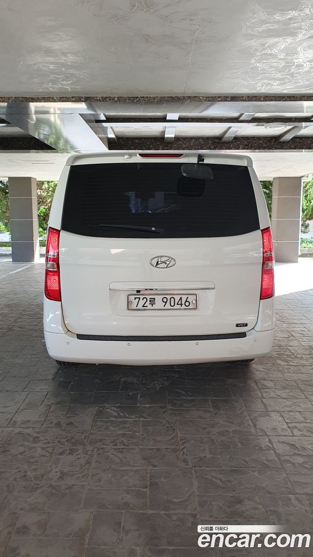 Hyundai Starex 12-Seater Wagon CVX Luxury — пробег 145 000 км — фото 4 из 5