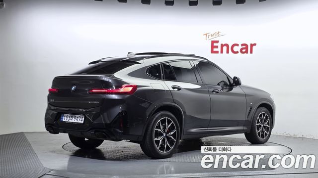 BMW X4 xDrive20i M Sports Pro — пробег 70 483 км — фото 2 из 5