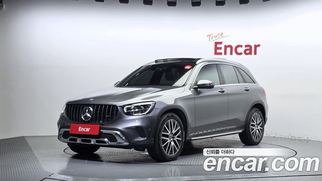 Mercedes-Benz GLC-Class GLC300 4MATIC — пробег 75 118 км — фото 1 из 5
