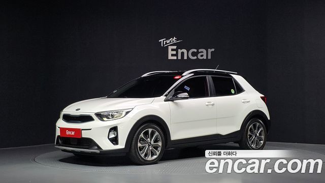 Kia Stonic 1.4 Prestige — пробег 64 887 км — фото 1 из 5