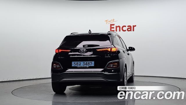 Hyundai Kona Premium — пробег 49 402 км — фото 4 из 5