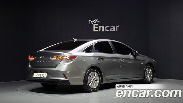 Hyundai Sonata Modern — пробег 179 004 км — фото 2 из 5