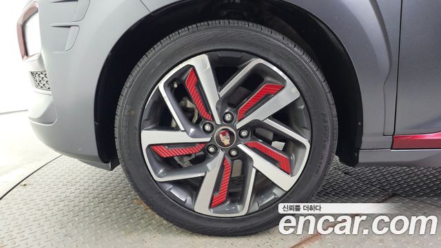 Hyundai Kona из Кореи Encar
