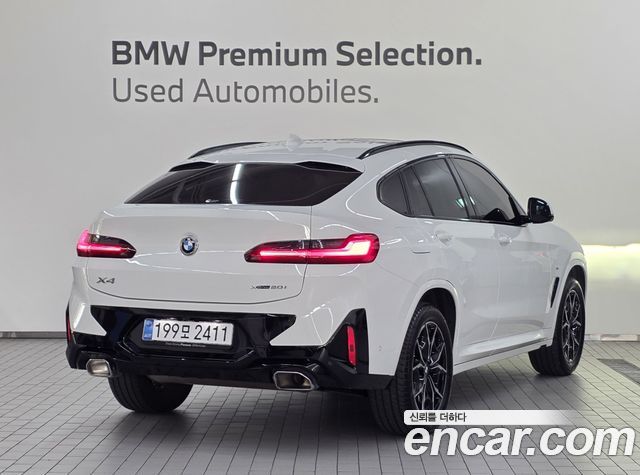 BMW X4 xDrive20i M Sport — пробег 9 250 км — фото 2 из 5