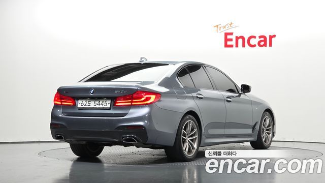 BMW 5-Series 520d xDrive M Sport Package Plus — пробег 108 749 км — фото 2 из 5