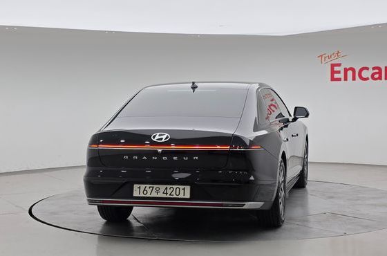 Hyundai Grandeur 2,5 Gasoline 2WD Exclusive — пробег 74 240 км — фото 4 из 5