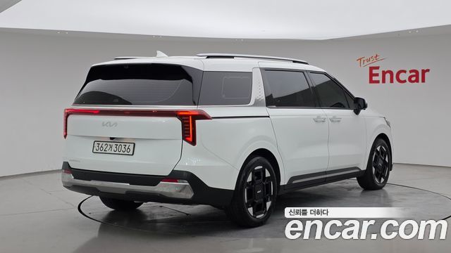 Kia Carnival Gasoline 9-Seater Signature — пробег 43 561 км — фото 2 из 5