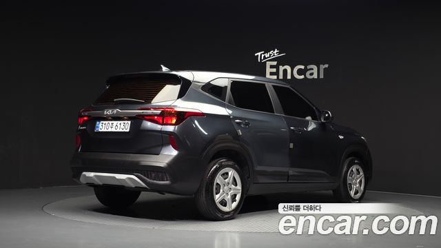 Kia Seltos из Кореи Encar