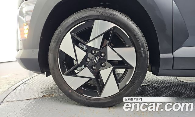 Hyundai Kona Gasoline 2.0 2WD Inspiration — пробег 21 068 км — фото 5 из 5