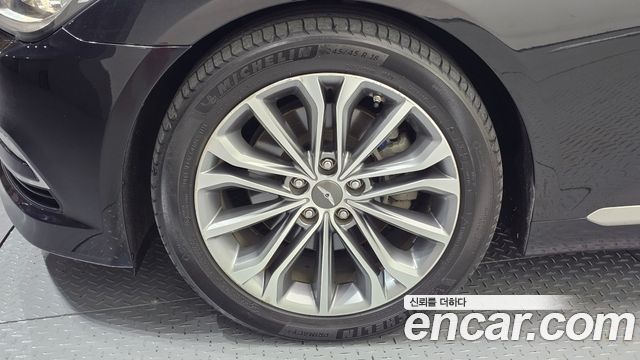 Hyundai Genesis из Кореи Encar