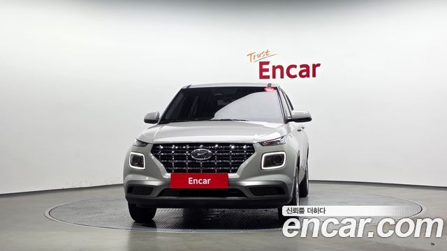 Hyundai Venue 1,6 Premium — пробег 3 954 км — фото 3 из 5