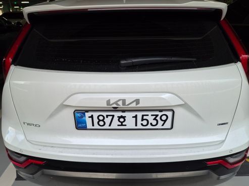 Kia Niro Signature — пробег 18 242 км — фото 4 из 5