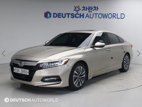 Honda Accord 2.0 Hybrid Touring — пробег 121 913 км — фото 1 из 5