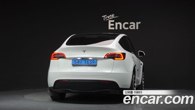 Tesla Model Y RWD — пробег 39 154 км — фото 4 из 5