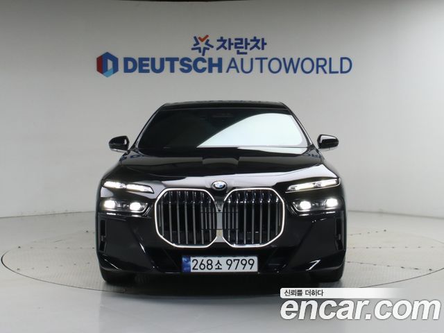 BMW 7-Series 740i sDrive M Sport — пробег 36 058 км — фото 3 из 5