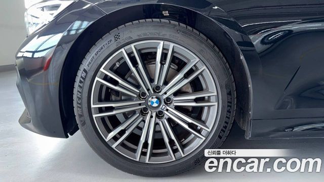 BMW 3-Series из Кореи Encar