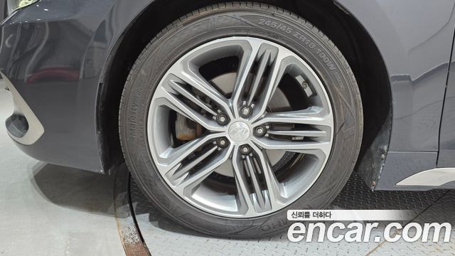 Hyundai Grandeur 2.2 Diesel Premium — пробег 179 838 км — фото 5 из 5