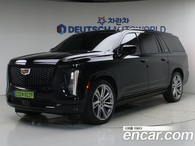 Cadillac Escalade 6.2 ESV ESV Sports Platinum — пробег 4 112 км — фото 1 из 5