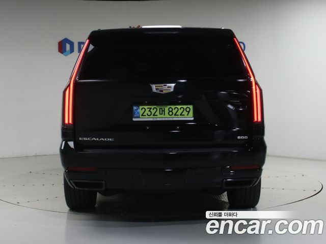 Cadillac Escalade 6.2 ESV ESV Sports Platinum — пробег 4 112 км — фото 4 из 5
