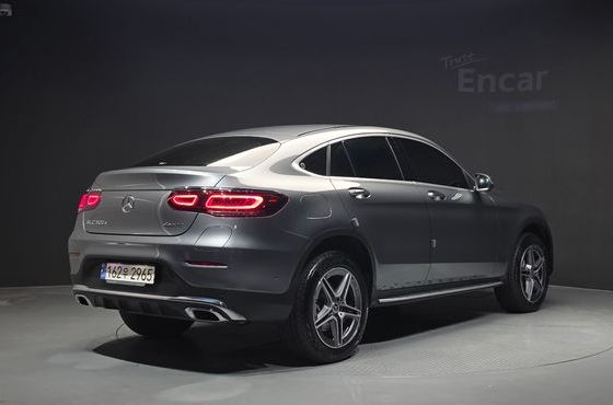 Mercedes-Benz GLC-Class GLC300e 4MATIC Coupe — пробег 67 050 км — фото 2 из 5