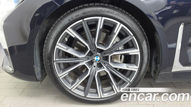 BMW 7-Series 740Li xDrive M Sport Package — пробег 153 815 км — фото 5 из 5
