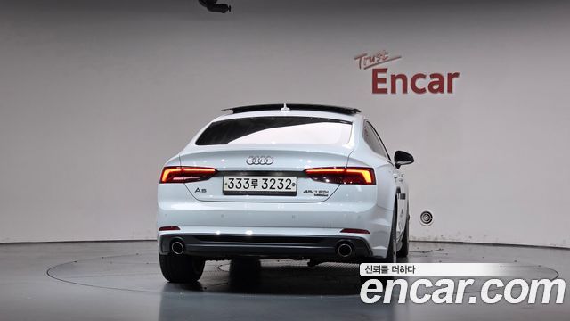 Audi A5 45 TFSI Quattro Premium Sportback — пробег 84 891 км — фото 4 из 5