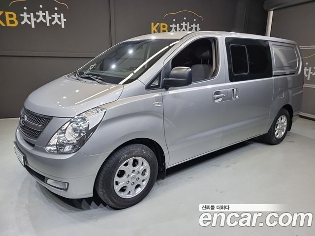 Hyundai Starex 5-Seater VAN CVX Deluxe — пробег 218 752 км — фото 1 из 5