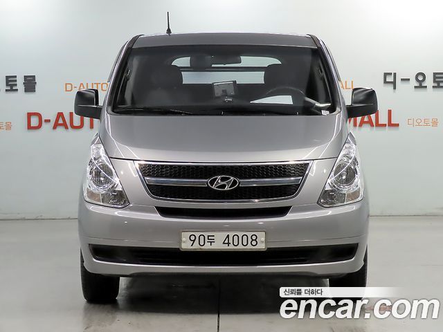 Hyundai Starex 3-Seater VAN CVX Value — пробег 212 784 км — фото 2 из 5