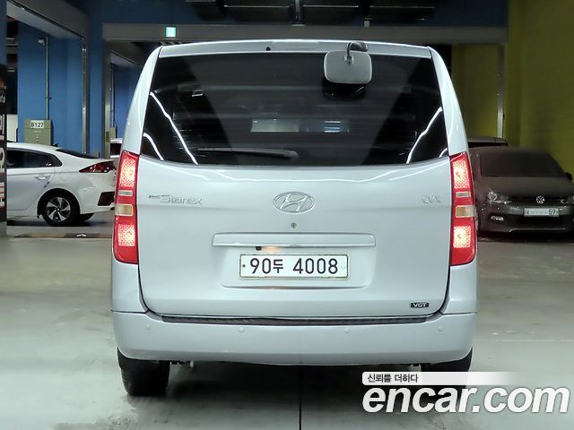 Hyundai Starex 3-Seater VAN CVX Value — пробег 212 784 км — фото 3 из 5