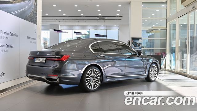 BMW 7-Series 740Li xDrive Design Pure Excellence — пробег 161 808 км — фото 2 из 5