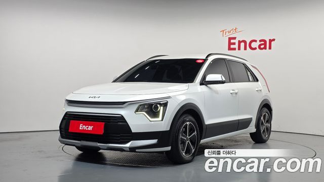 Kia Niro Prestige — пробег 50 081 км — фото 1 из 5