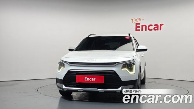 Kia Niro Prestige — пробег 50 081 км — фото 3 из 5