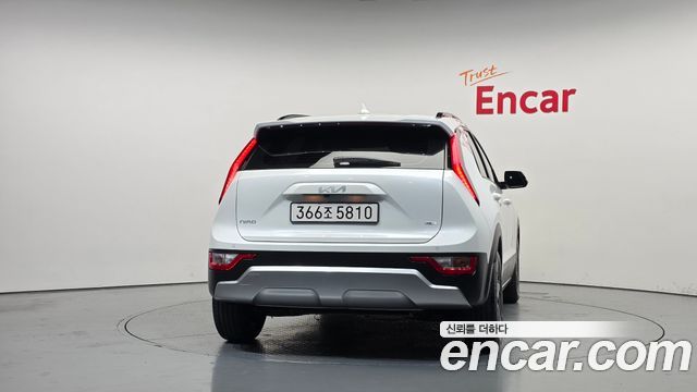 Kia Niro Prestige — пробег 50 081 км — фото 4 из 5