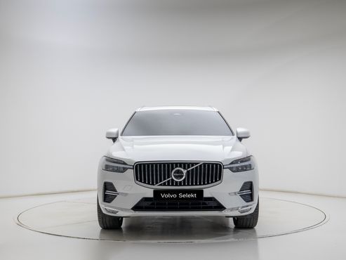Volvo XC60 B5 Ultimate Bright — пробег 34 550 км — фото 2 из 5