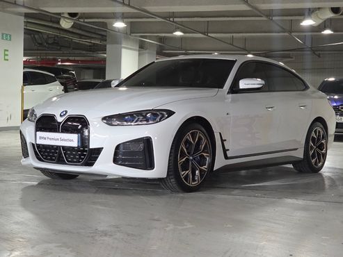 BMW i4 eDrive40 M Sports Pro — пробег 37 330 км — фото 1 из 5