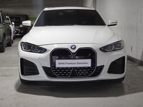 BMW i4 eDrive40 M Sports Pro — пробег 37 330 км — фото 3 из 5