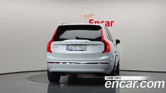 Volvo XC90 T8 Ultimate Bright Hybrid — пробег 122 909 км — фото 4 из 5