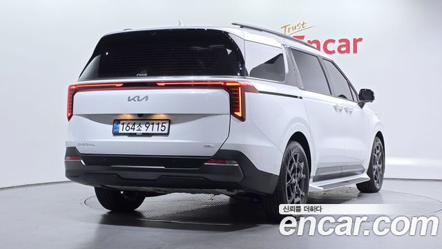 Kia Carnival HEV 7seater Gravity — пробег 13 907 км — фото 2 из 5
