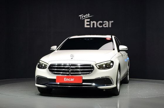 Mercedes-Benz E-Class E220d 4MATIC Exclusive — пробег 45 041 км — фото 3 из 5