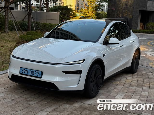 Tesla Model Y Premium RWD — пробег 2 084 км — фото 1 из 5