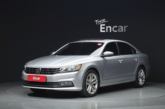 Volkswagen Passat 2.0 TSI B7 — пробег 72 086 км — фото 1 из 5