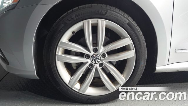 Volkswagen Passat 2.0 TSI B7 — пробег 72 086 км — фото 5 из 5