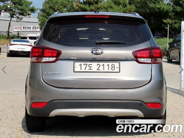 Kia Carens 1.7 VGT Prestige — пробег 154 698 км — фото 4 из 5