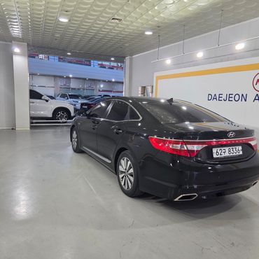 Hyundai Grandeur Premium — пробег 234 448 км — фото 5 из 5
