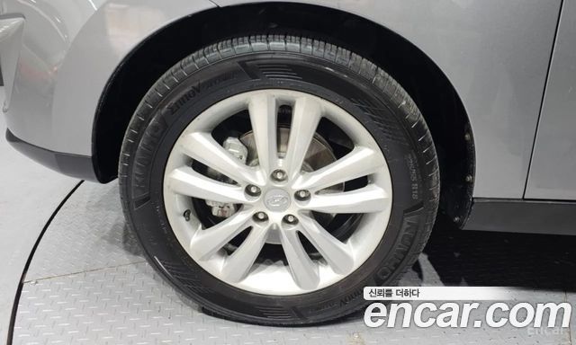 Hyundai Tucson Diesel 2WD LX20 Smart-Pack — пробег 170 101 км — фото 5 из 5