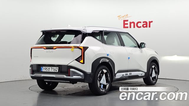 Kia Seltos из Кореи Encar