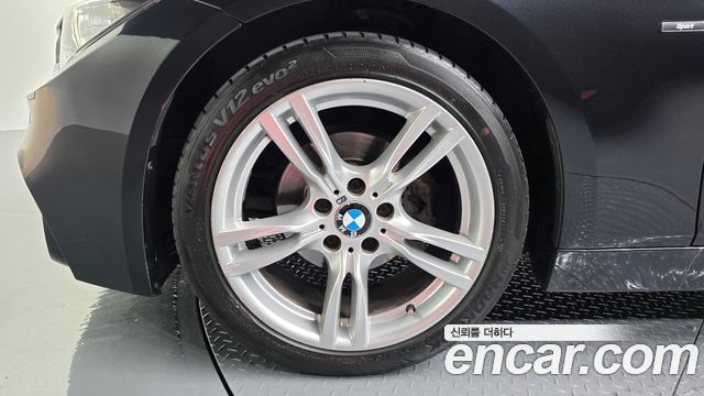 BMW 3-Series 320i Sport — пробег 176 015 км — фото 5 из 5