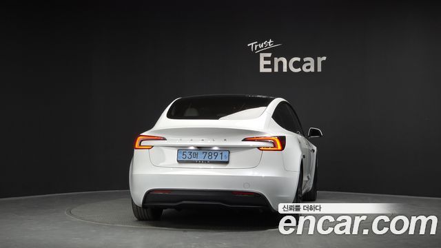 Tesla Model 3 RWD — пробег 18 105 км — фото 4 из 5