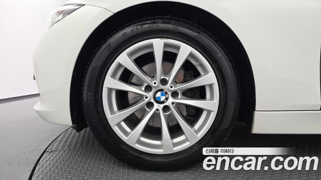 BMW 3-Series из Кореи Encar